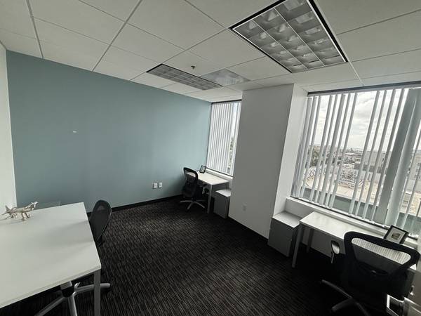 Regus offers the Business Address service at our Chula Vista location! - creative services