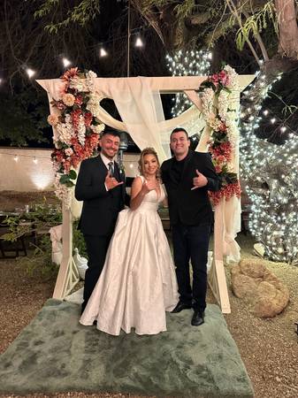 Pro DJ &amp; MC for Weddings and Quinceañeras - event services