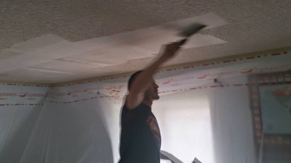 **POPCORN REMOVAL SPECIALIST** DRYWALL, TAPING, TEXTURING** - household services