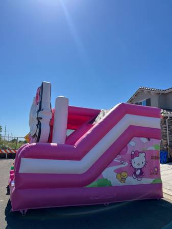 RENTING HELLO KITTY JUMPER - event services