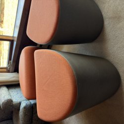 GENTLE TULIP STOOLS